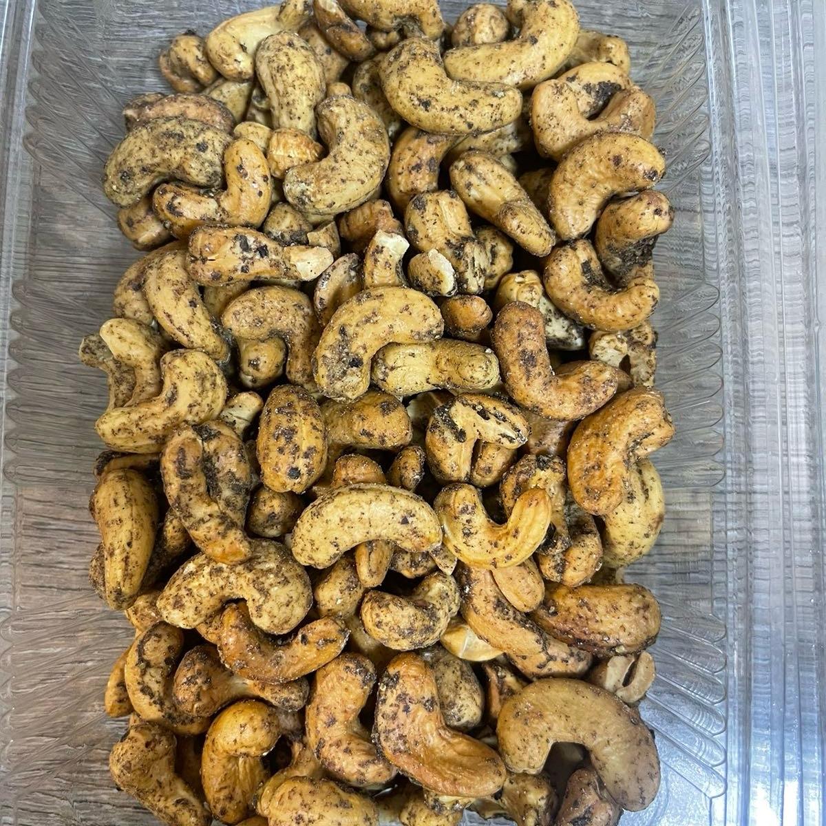 Roasted Black Pepper Cashews